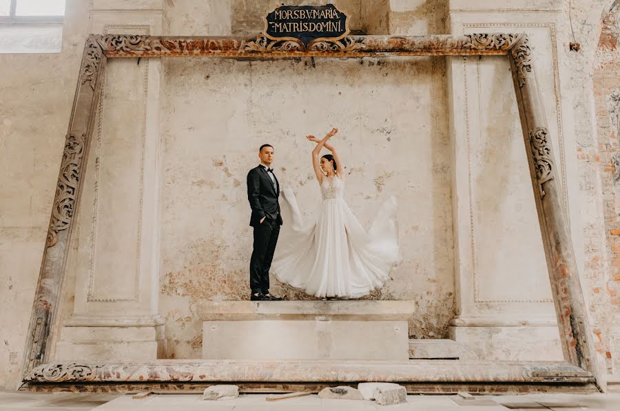 Wedding photographer Sebastian Krisz (fotopremium). Photo of 16 October 2020