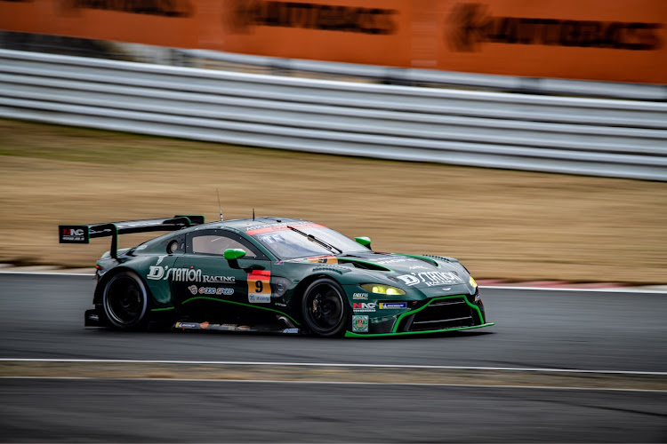 えぬえぬさんが投稿したSuperGT・AstonMartin・流し撮り・D'stationに関するカスタム事例の投稿画像1枚目