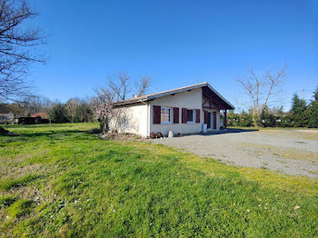 maison à Saint-Savin (33)