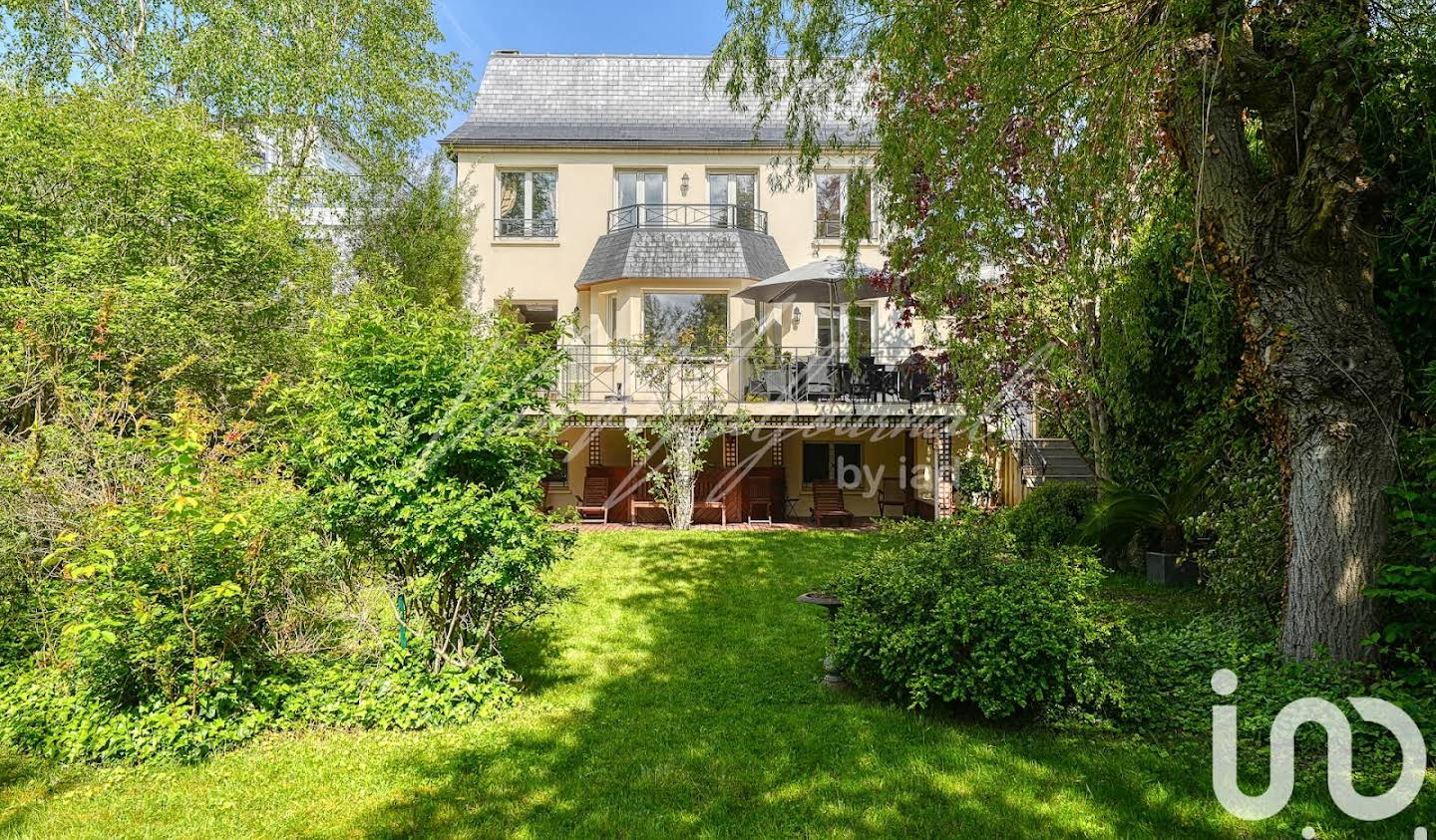 Maison avec terrasse Chatou