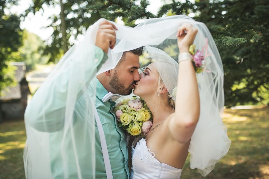 Fotógrafo de bodas Věra Cejnarová (cejnarovafoto). Foto del 21 de febrero 2019