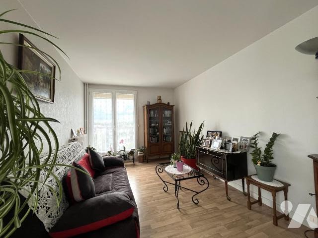 Vente appartement 3 pièces 78 m² à Tinqueux (51430), 156 000 €