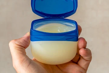 pre-and-post-holi-care_petroleum_jelly