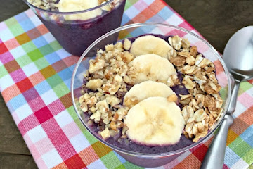 Banana Blueberry Smoothie Bowl