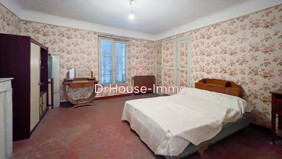 Vente maison 8 pièces 102 m² à Cabasse (83340), 159 000 €