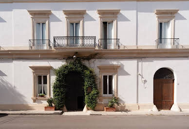 House with terrace 2