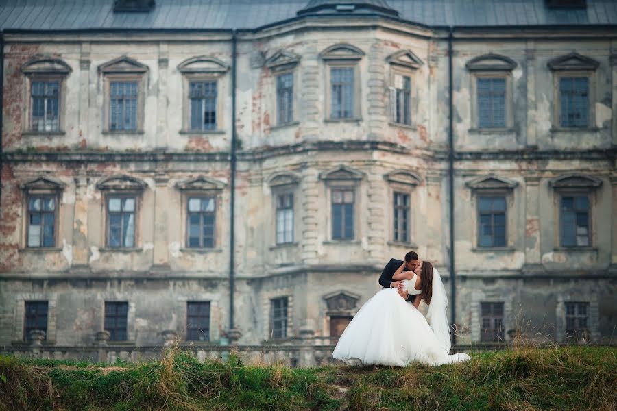 Wedding photographer Sergey Kravchuk (greyton). Photo of 9 October 2014