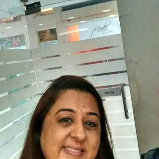 A G at Aksh Beauty Parlor, Sector 43,  photos