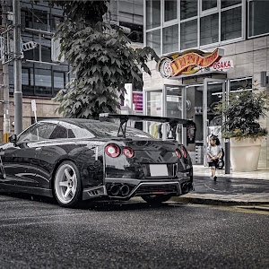 NISSAN GT-R R35