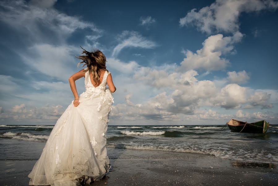 Fotógrafo de bodas Alin Panaite (panaite). Foto del 9 de octubre 2017