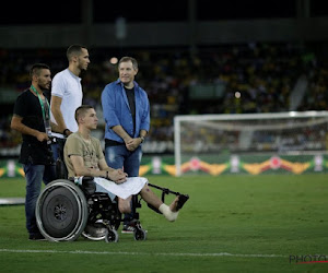 ? Superbe : un survivant du crash de Chapecoense retrouve les terrains ... avec une prothèse