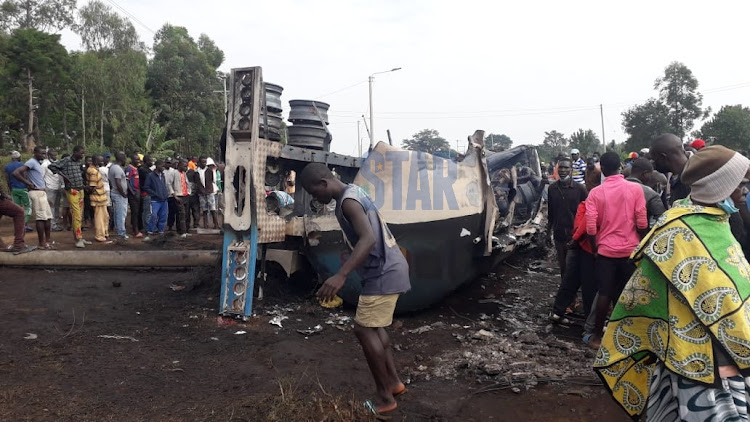 Thirteen people died on Saturday night after a fuel tanker burst into flames along the Kisumu- Busia road.