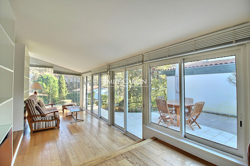 Maison contemporaine avec terrasse 4