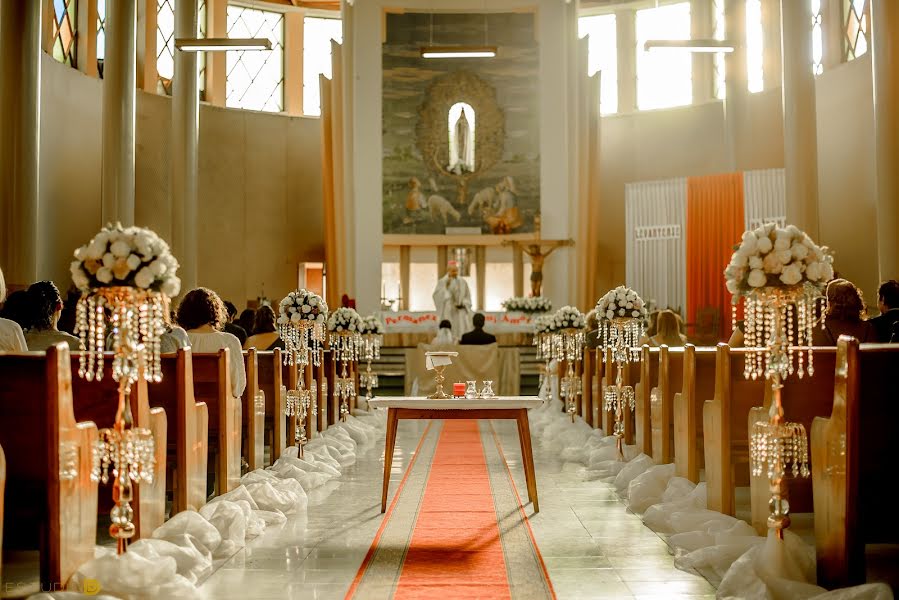 Fotografo di matrimoni Daniel Meneses Davalos (estudiod). Foto del 7 febbraio 2018