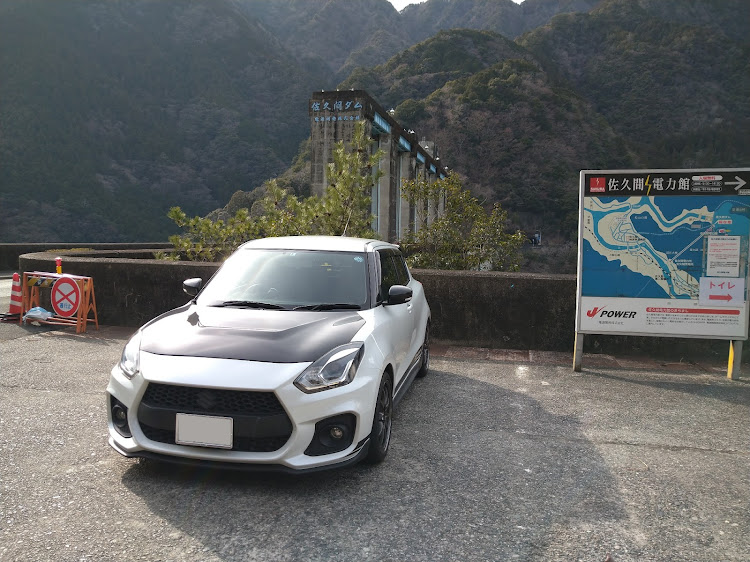 スイフトスポーツの新足廻りシェイクダウン・オレンジ楽し・夏タイヤは良いねぇ〜・何故か佐久間ダム・Team 03'zに関するカスタム事例の投稿画像5枚目