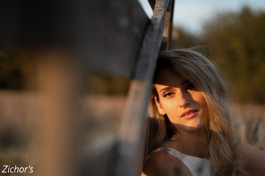 Fotógrafo de casamento Zichor Eduard (zichors). Foto de 14 de outubro 2019