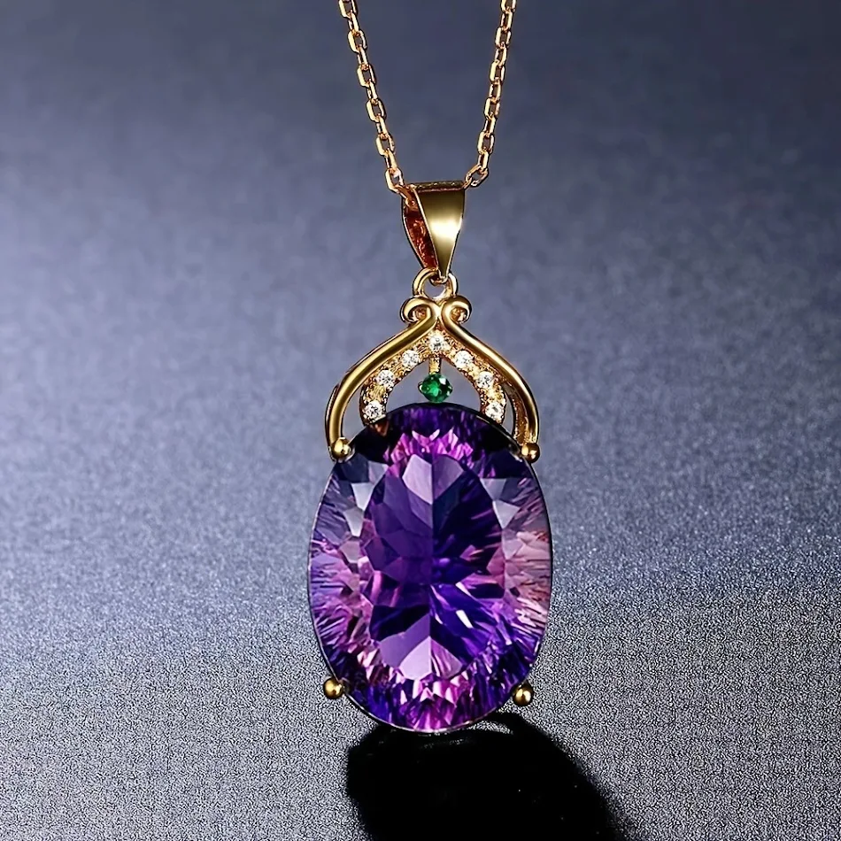 Stijlvolle ametrien edelsteen hanger ketting, verfraai je look met deze unieke edelsteen, die de natuurlijke schoonheid van de edelsteen toont.