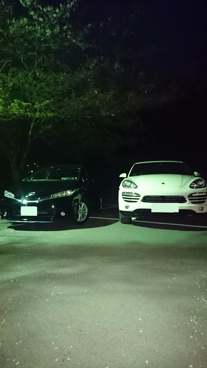 カイエンの突然の密会☺に関するカスタム事例の投稿画像4枚目