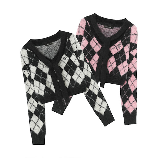 Title 7, Girls Slim V-neck Sweater With Navel