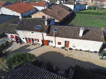 maison à Charroux (86)