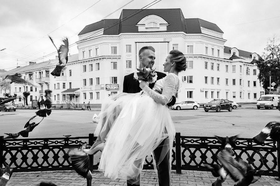Bröllopsfotograf Viktor Novikov (novik). Foto av 1 augusti 2019
