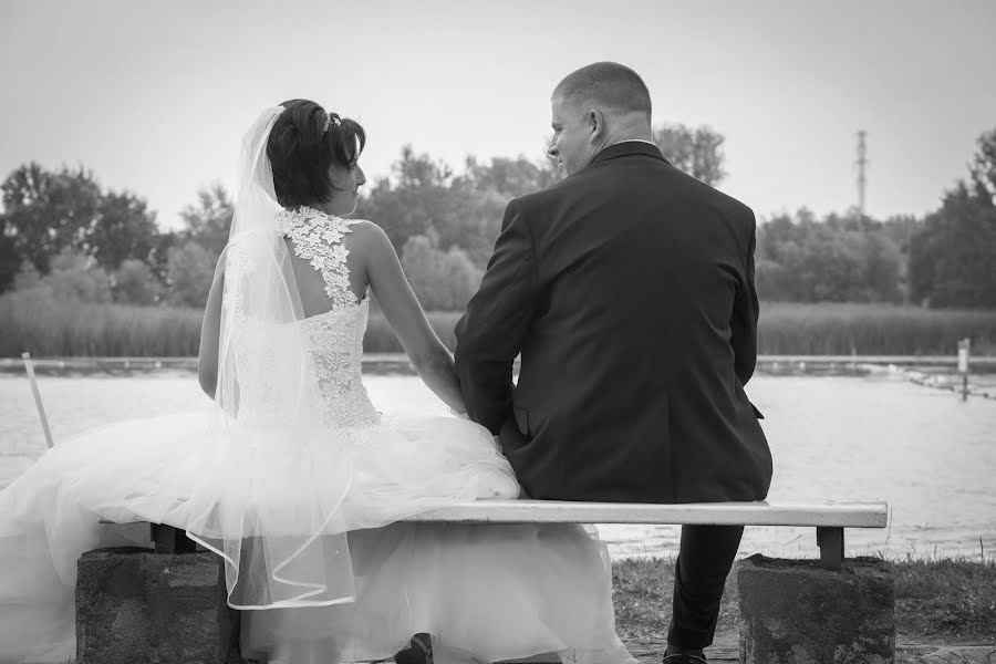 Photographe de mariage Zoltan Bakos (bakos). Photo du 3 mars 2019