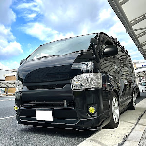 ハイエースバン TRH200V