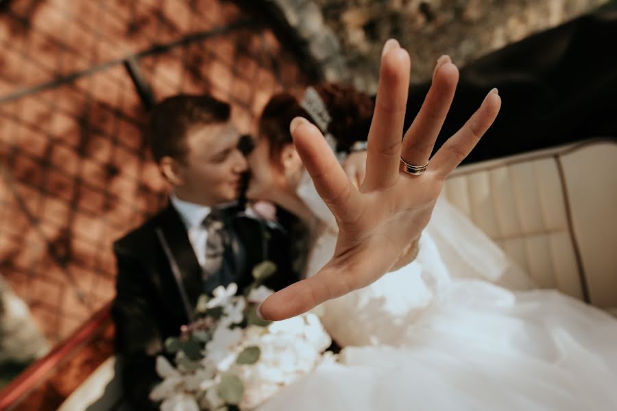 Fotografo di matrimoni Andrei Via (andreivia). Foto del 17 luglio 2019