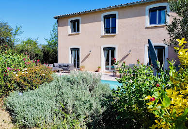 House with pool and terrace 3