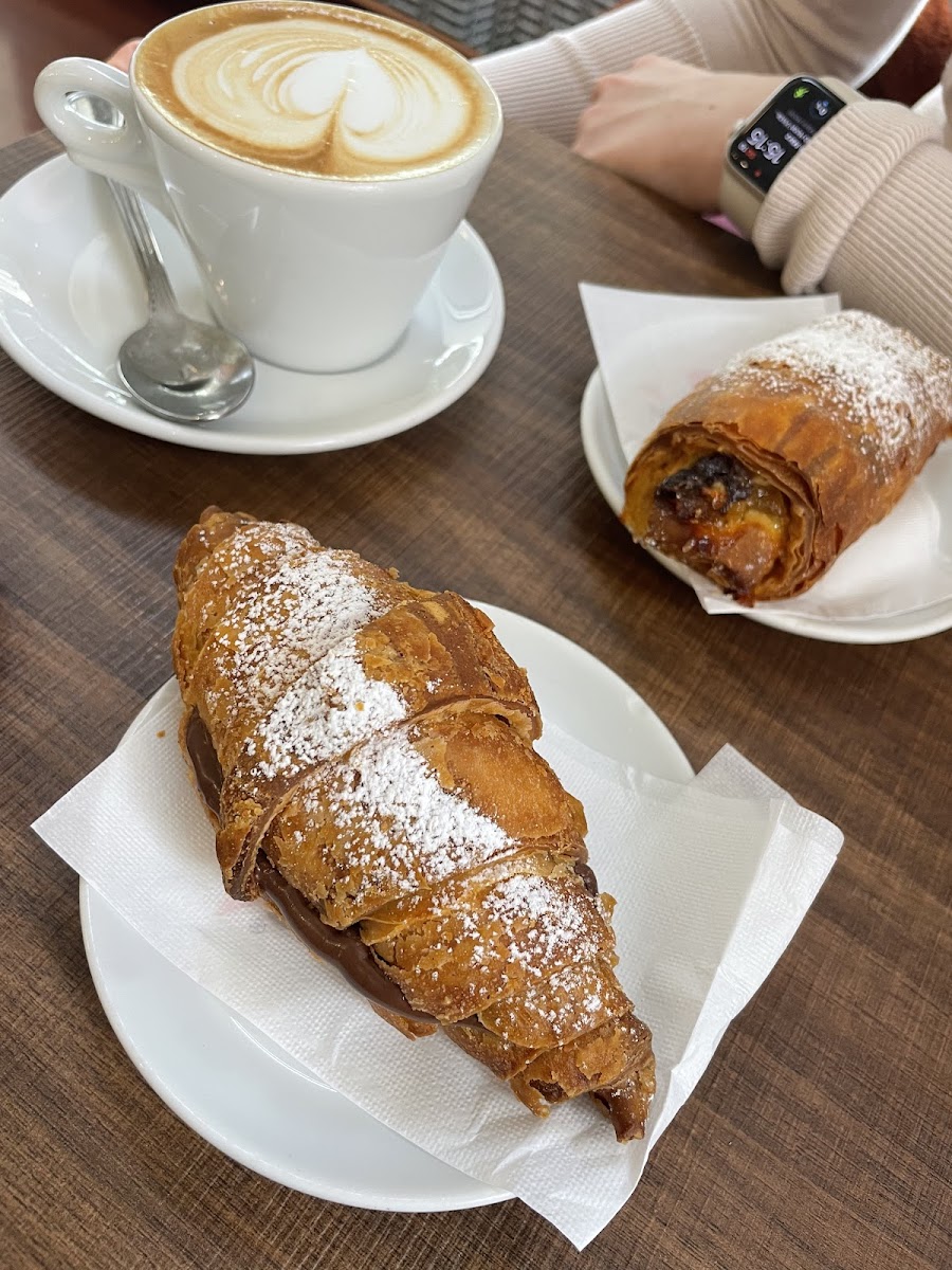 Gluten-Free Croissants at Officine Del Dolce - Pasticceria Gluten Free e Gelateria