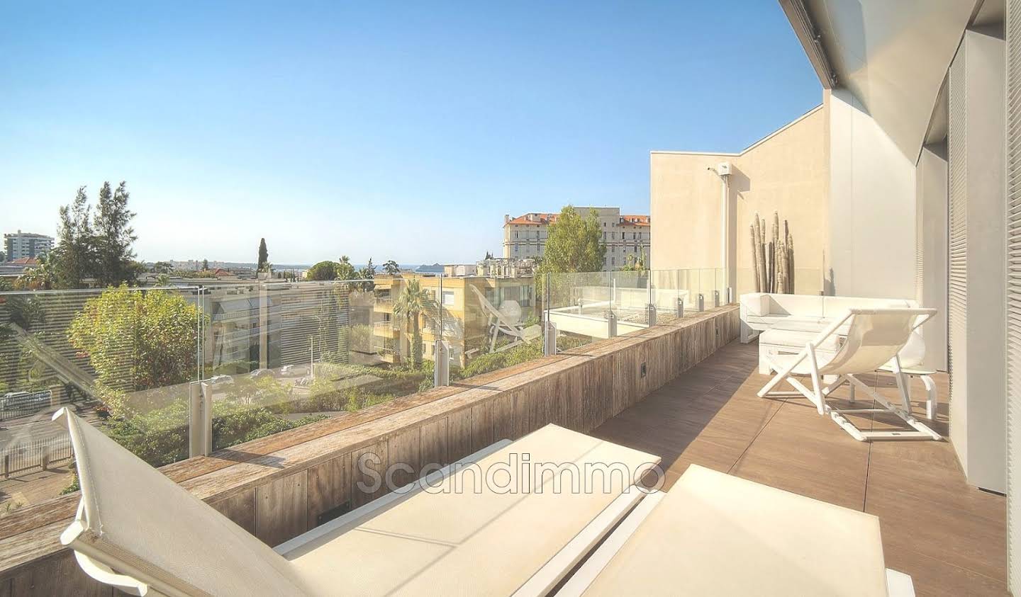 Apartment with terrace and pool Cannes