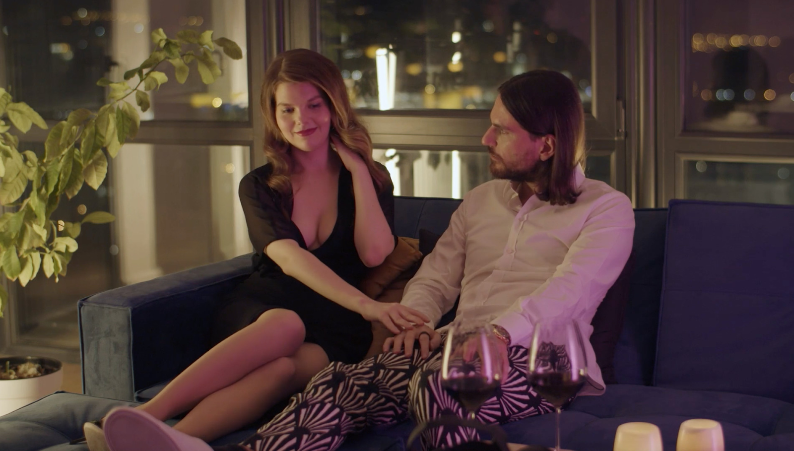 Game hẹn hò Super Seducer 3 chính thức bị xóa khỏi Steam vì quá nhiều cảnh “tươi mát”