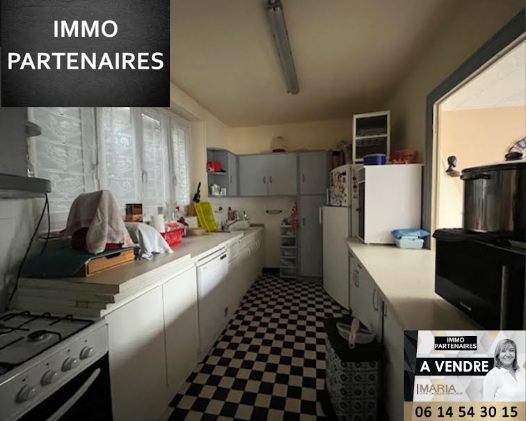 Vente maison 4 pièces 130 m² à Ferrières-sur-Sichon (03250), 149 000 €