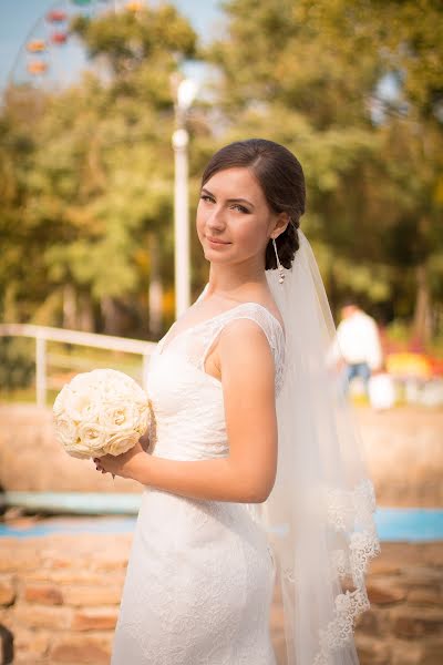 Fotógrafo de casamento Anna Chernysheva (annachernysheva). Foto de 21 de outubro 2017