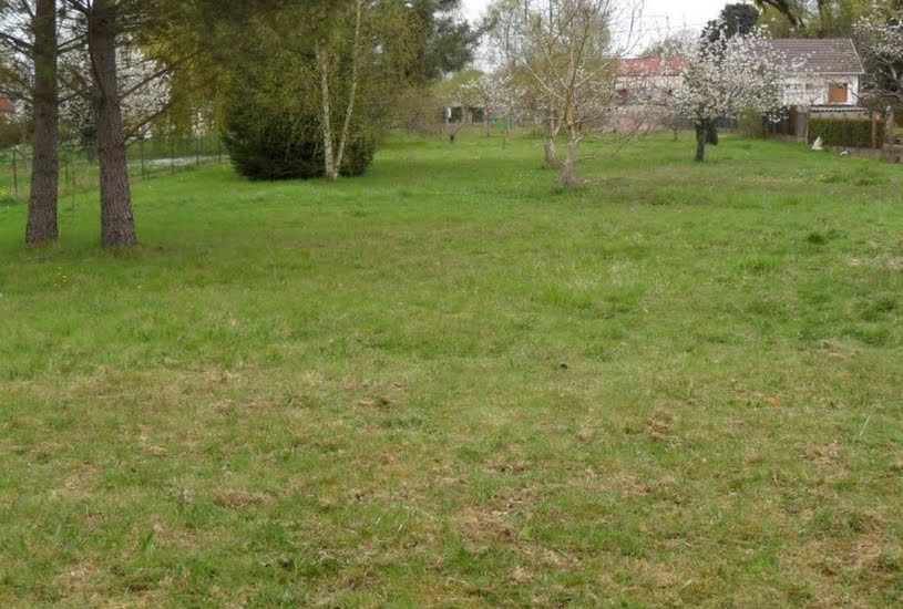  Vente Terrain à bâtir - 2 527m² à Saint-Firmin-sur-Loire (45360) 