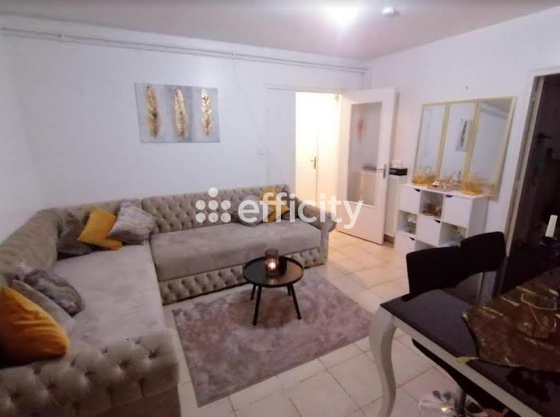 Vente appartement 2 pièces 50 m² à Avignon (84000), 59 900 €