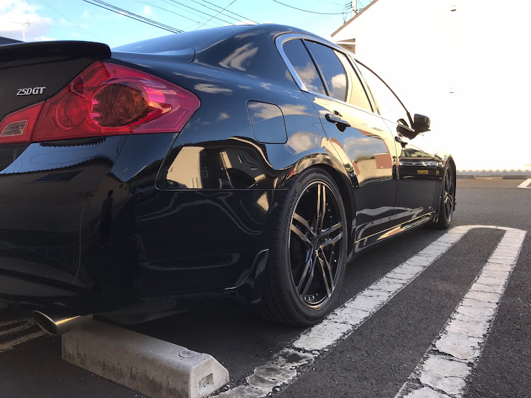 スカイラインの連休最終日・自動車税・洗車に関するカスタム事例の投稿画像2枚目