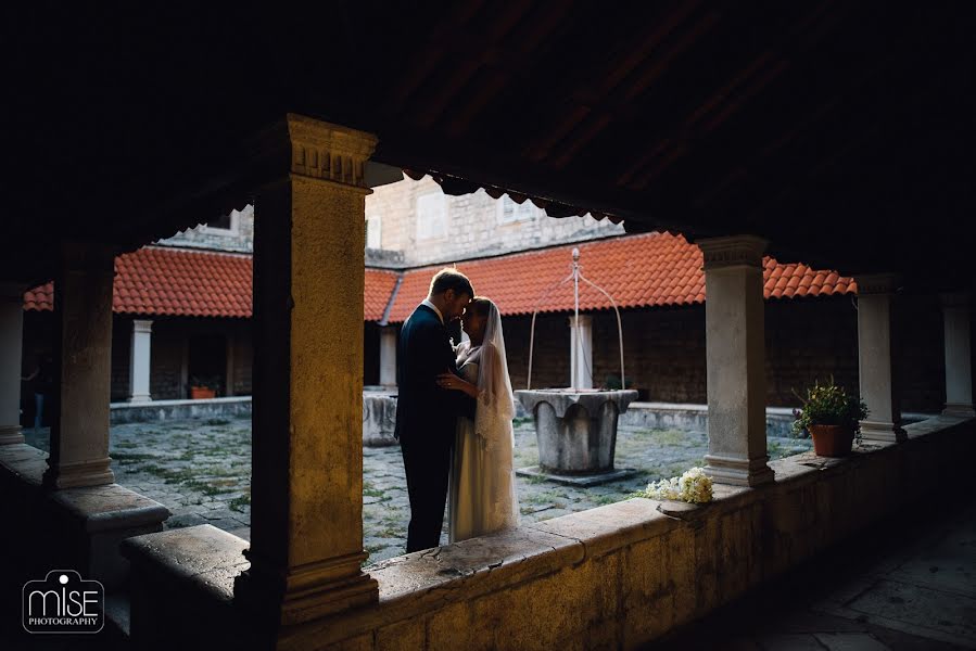 Fotógrafo de casamento Antonio Mise (mise). Foto de 16 de agosto 2017