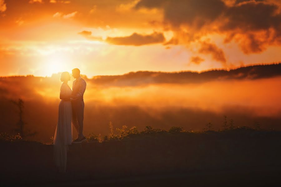 Hochzeitsfotograf Valentina Gagarina (valentinag). Foto vom 11. Juli 2022