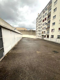 parking à Montreuil (93)