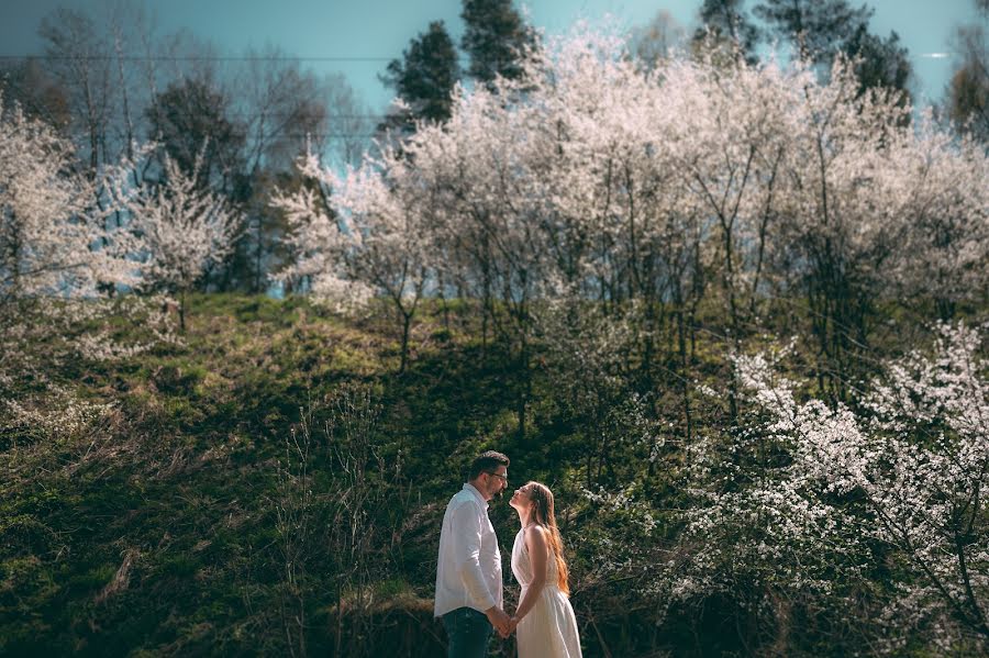 Fotógrafo de casamento Piotr Kochanowski (kotofoto). Foto de 8 de maio 2022