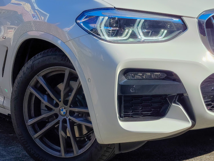 X3のスタッドレス・ホイールに関するカスタム事例の投稿画像3枚目