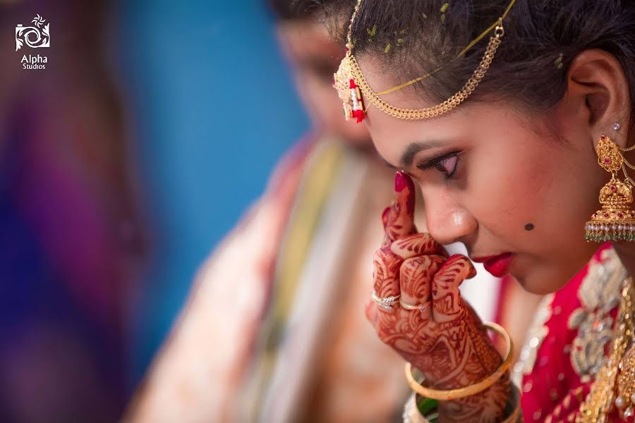 Fotógrafo de casamento Virivinti Sharath Parashuram (alphastudioss). Foto de 6 de dezembro 2020