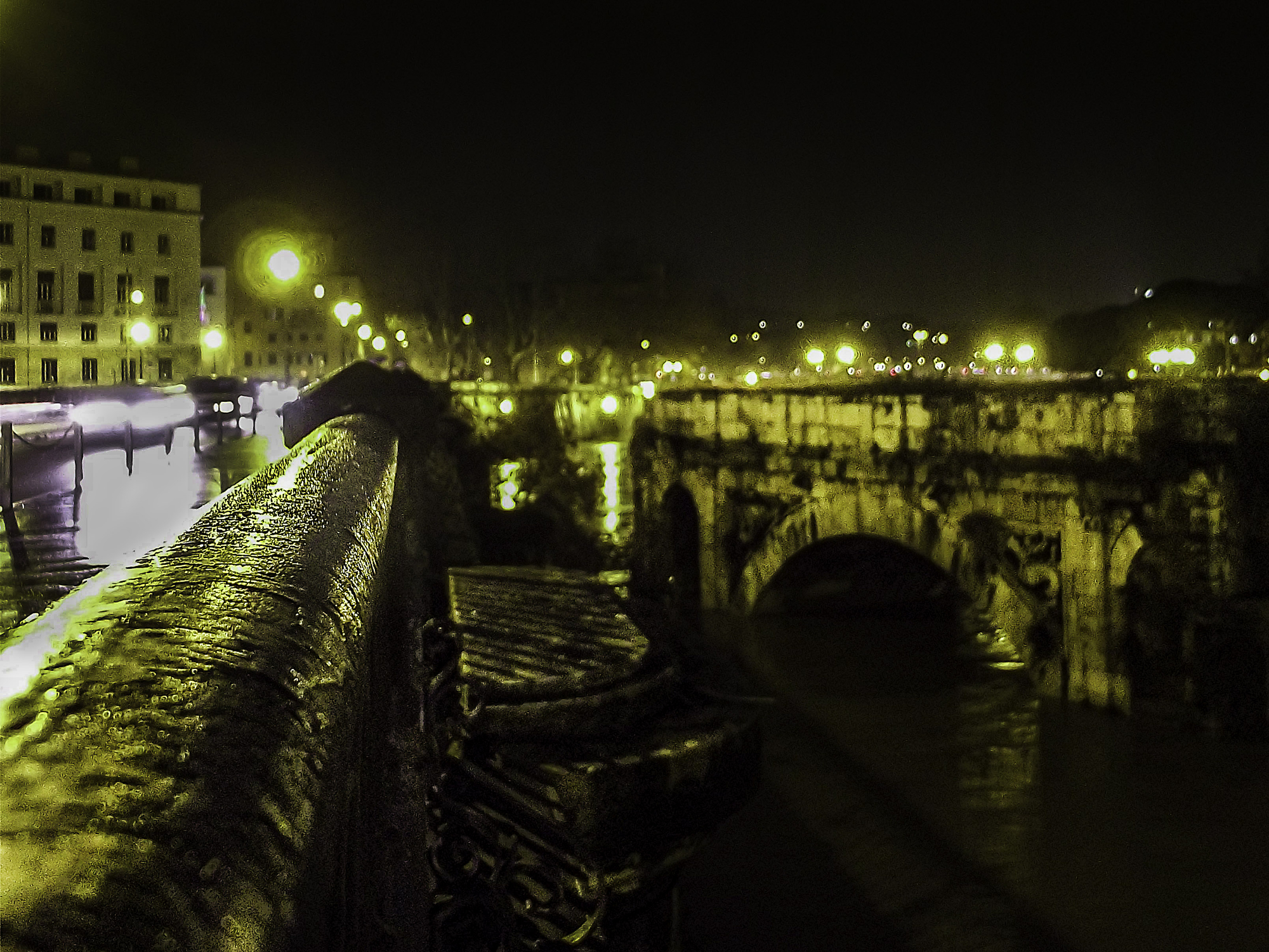 Tevere in burrasca di gioilnero