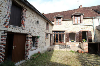 maison à Villeneuve-sur-Yonne (89)