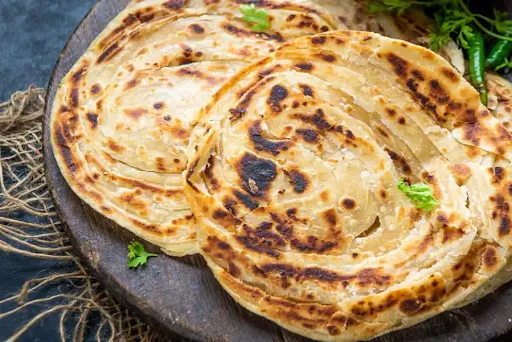 Garlic Lachha Cheese Paratha