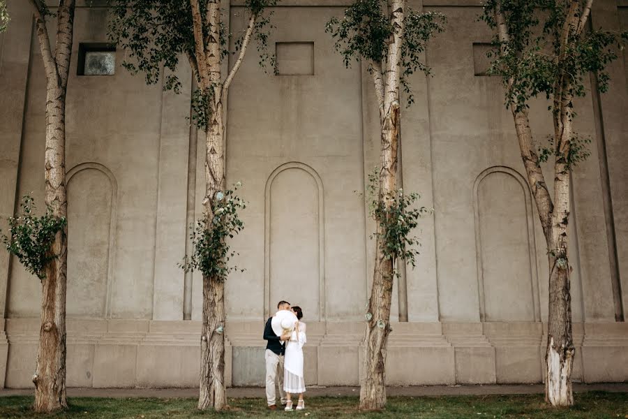 Fotografo di matrimoni Olesya Shi (excentarich). Foto del 10 ottobre 2019