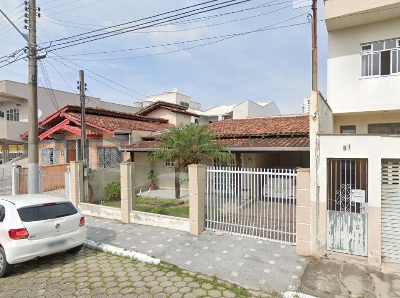 Casas à venda Praia dos Amores