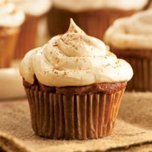 Apple Cupcakes w/cinnamon-marshmallow frosting