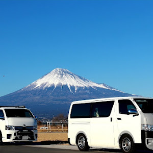 ハイエースバン